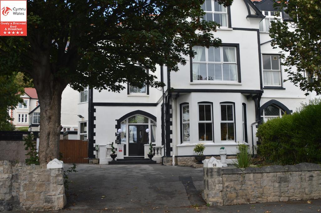Abbey House Bed and Breakfast Llandudno Buitenkant foto